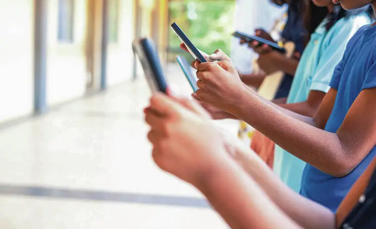 New cellphone limits coming for Hawaii students