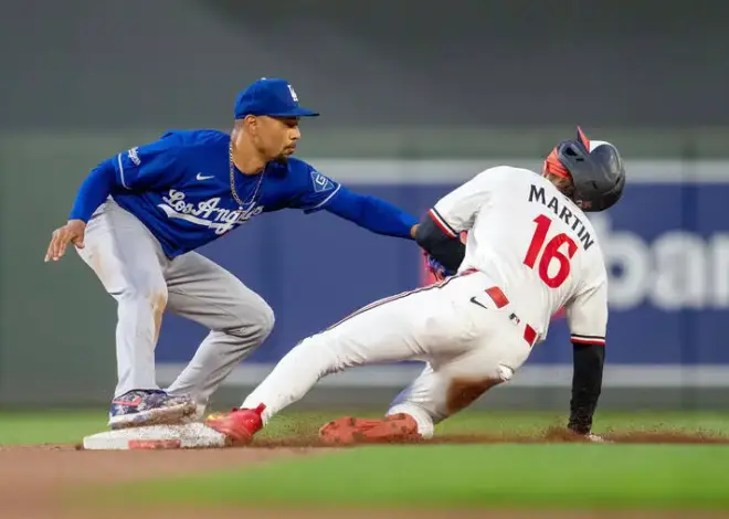 Dodgers defeat Twins, but lose Kyle Tucker and catcher Dalton Rushing during game
