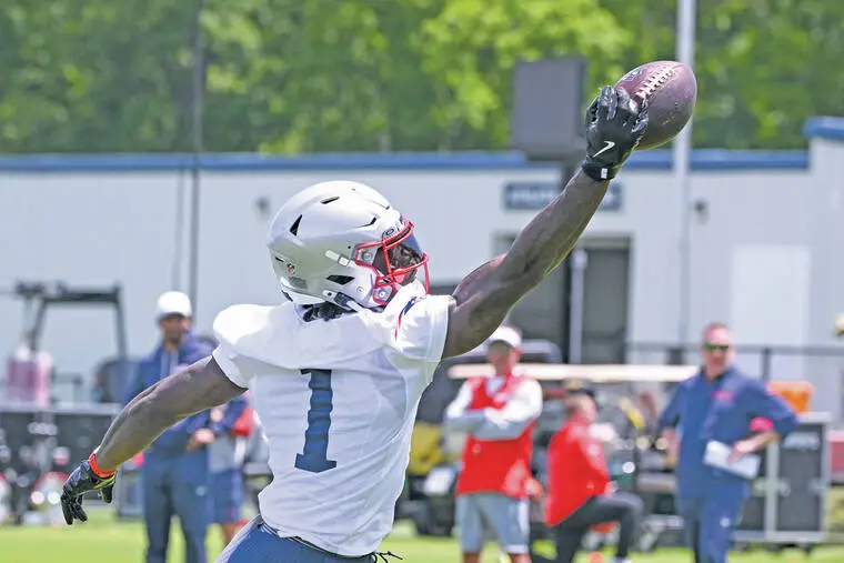 With a new number and some old emotions, A.J. Brown is finally a Patriot