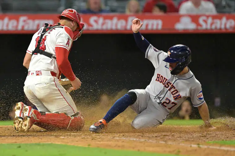 Angels blow lead and lose to Astros in 10 innings