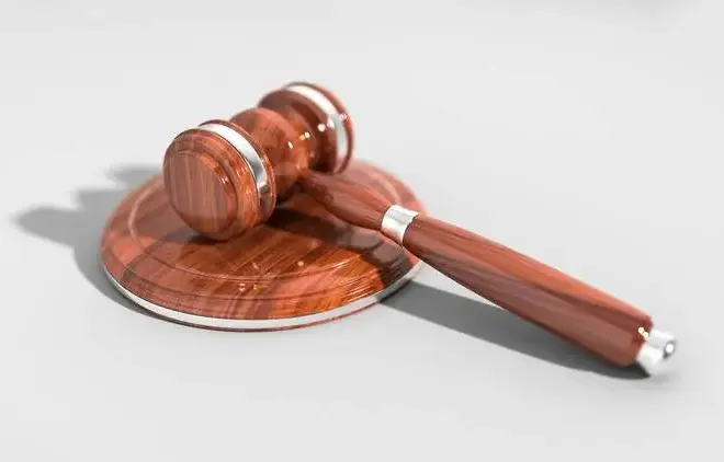 Florida men who allegedly bribed Hawaii Army official plead not guilty