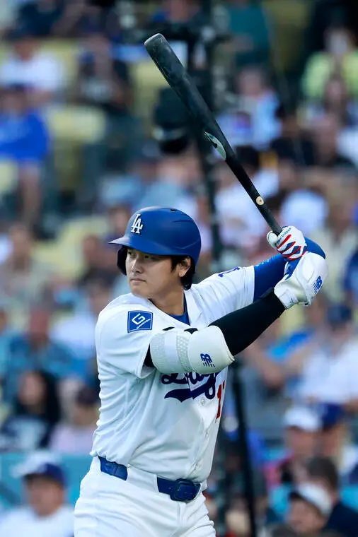 Shohei Ohtani leads all players in early MLB All-Star Game voting