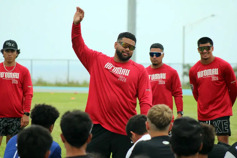 ‘It’s possible to make it from the Big Island’: Kealakehe hosts Ho‘omau Football Camp for second straight year
