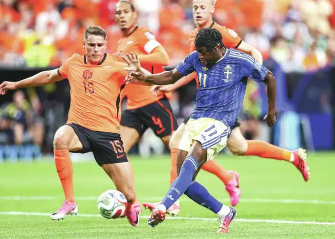 Netherlands rout Sweden 5-1; Japan blanks Tunisia 4-0