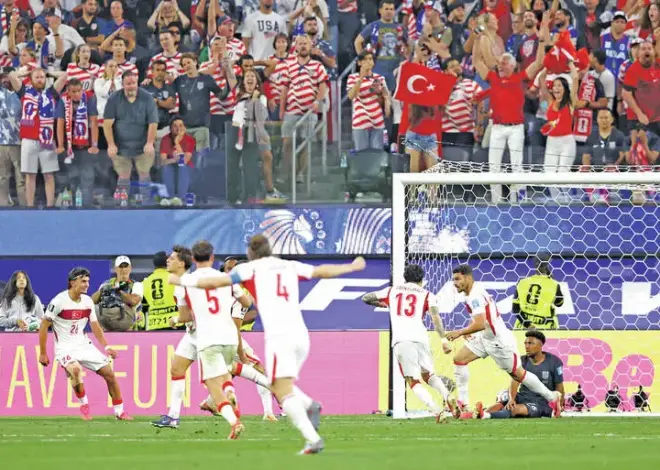 Turkey beats altered US lineup with last-minute goal in group finale