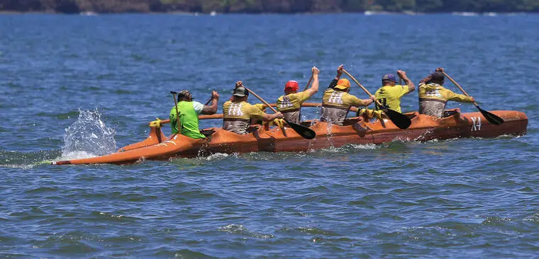 PHOTOS: Paddlers go the distance in Hilo Bay