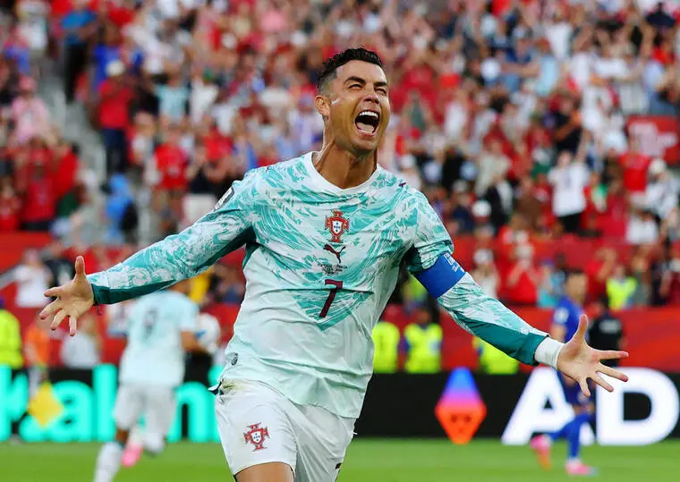 Portugal survive late drama to beat Croatia and reach World Cup last 16