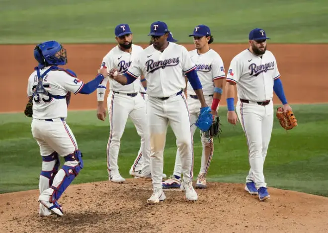 George Kirby roughed up as Rangers extend lead over Mariners atop AL West
