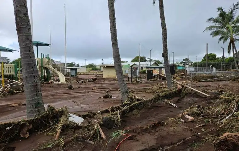 Lala unearths graves, caskets at Na‘alehu cemetery