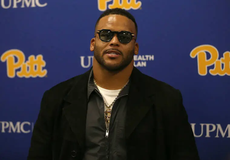 Aaron Donald works out for Rams as he eyes potential return to NFL