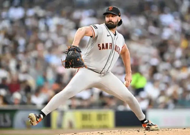 Robbie Ray’s quality start propels Giants past Padres