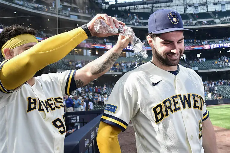 Garrett Mitchell leads Brewers’ bats in win over Mariners