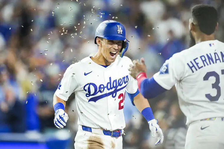 Edwin Diaz struggles again, but Dodgers hold off Brewers