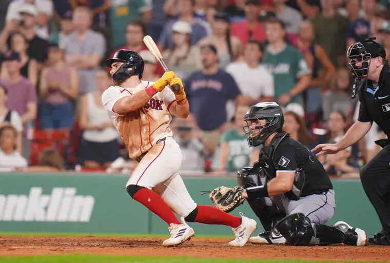 Never-say-die Red Sox pull off epic win over White Sox in 13 innings