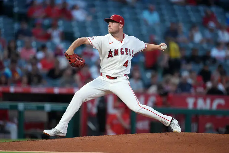 Reid Detmers logs quality start as Angels top Mariners