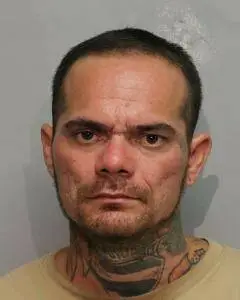 Hilo man held on burglary, threat, firearms charges