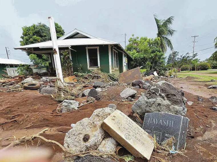 Naalehu cemetery recovery continues after Lala flooding