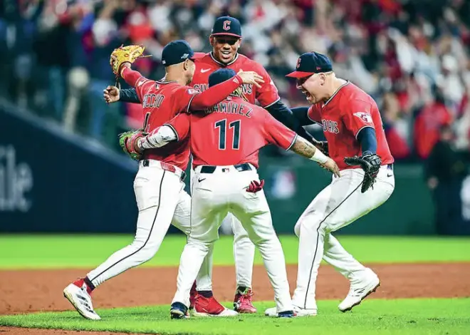 Guardians complete ALDS comeback, blank White Sox in Game 5