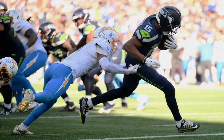 Seahawks outlast winless Chargers in penalty-laden affair